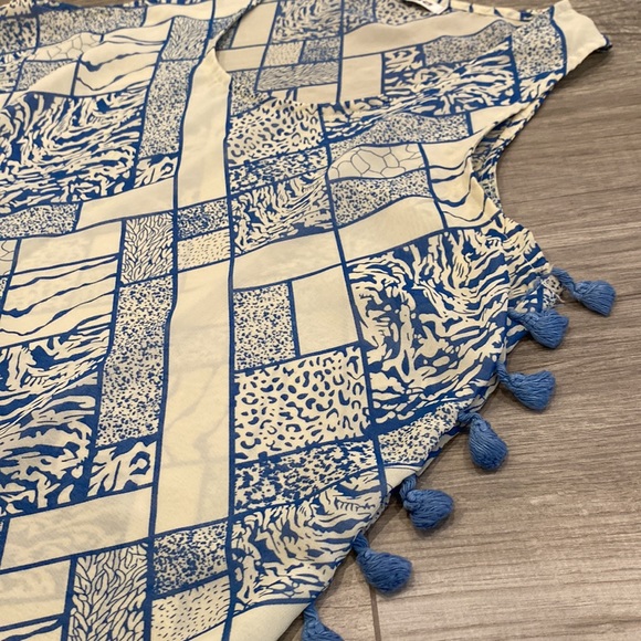 Top - Picture 3 of 4